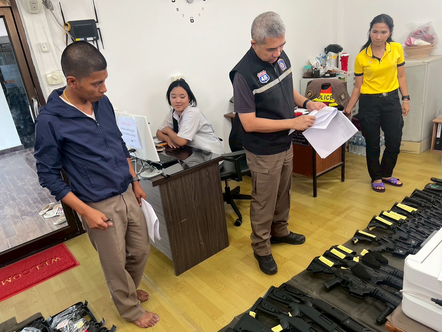 LINE_ALBUM_ตรวจปืนหลวง_250424_13